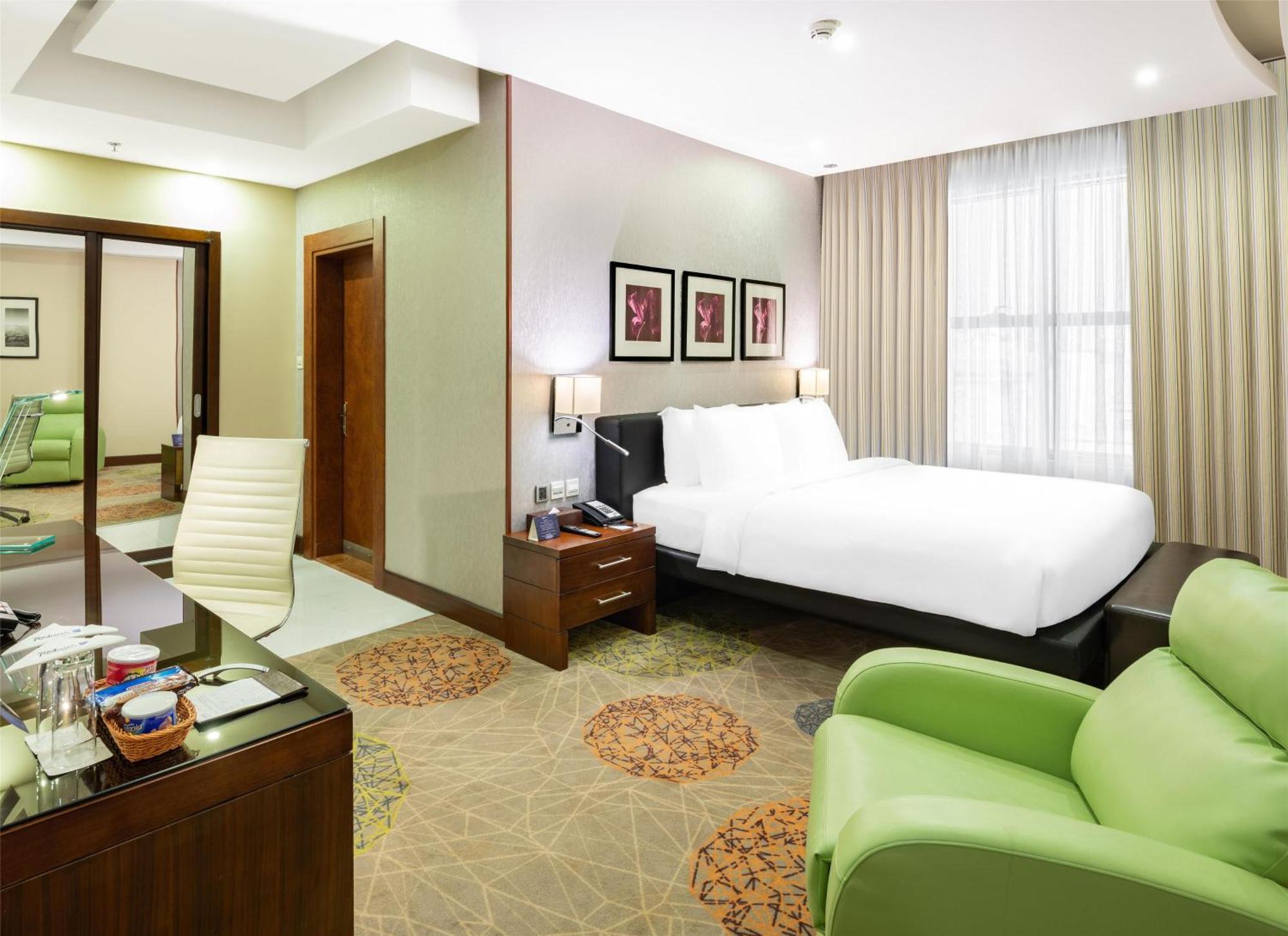 Radisson Blu Plaza Jeddah Otel Dış mekan fotoğraf