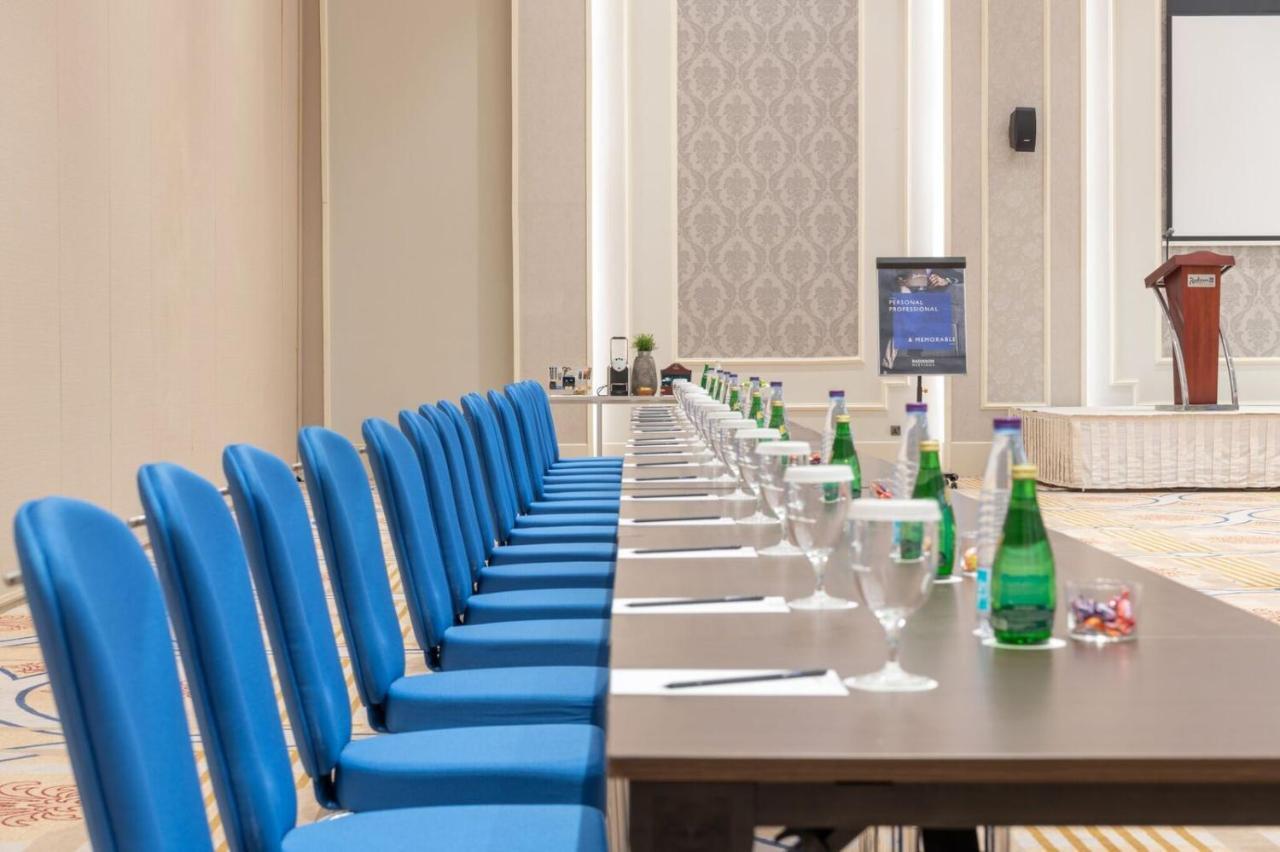 Radisson Blu Plaza Jeddah Otel Dış mekan fotoğraf