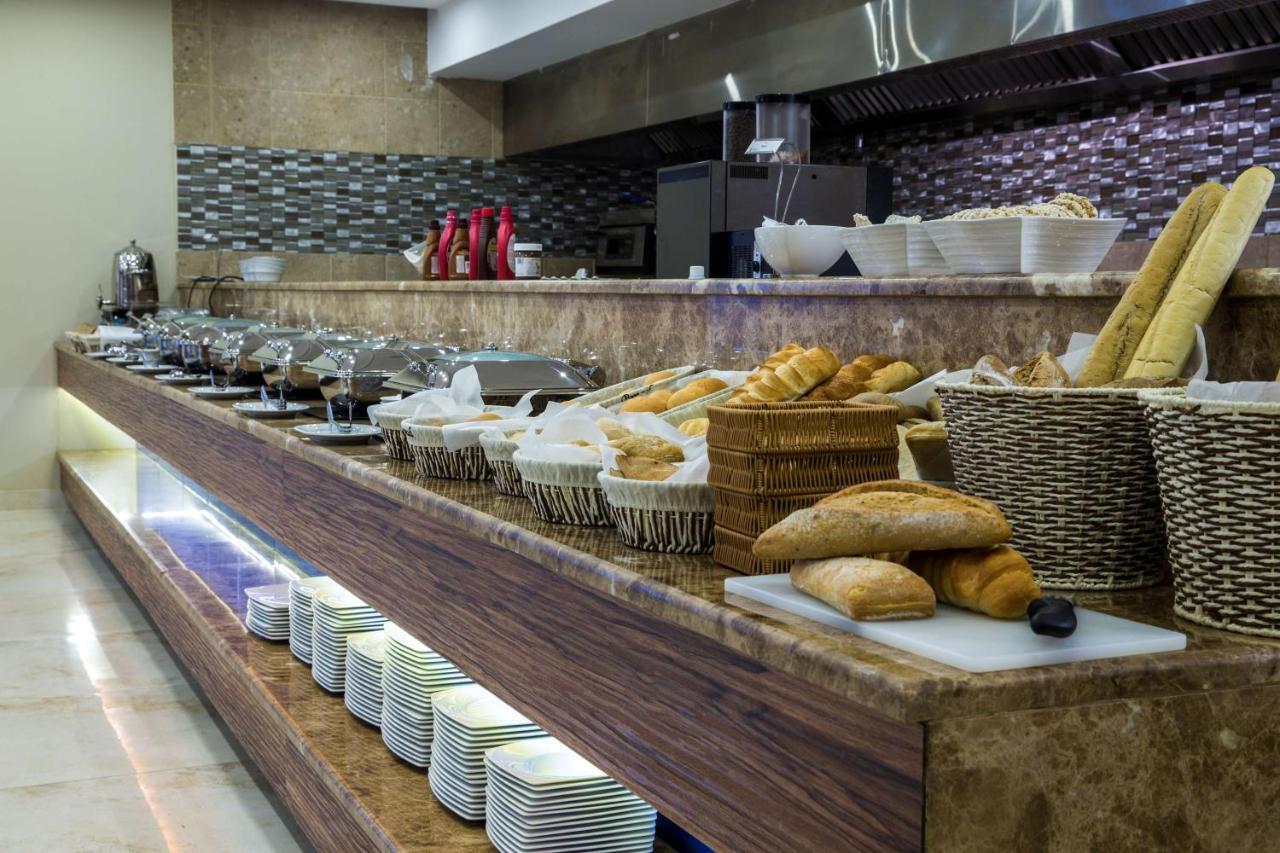 Radisson Blu Plaza Jeddah Otel Dış mekan fotoğraf